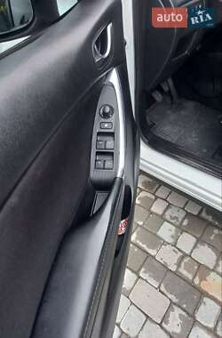 Внедорожник / Кроссовер Mazda CX-5 2013 в 
