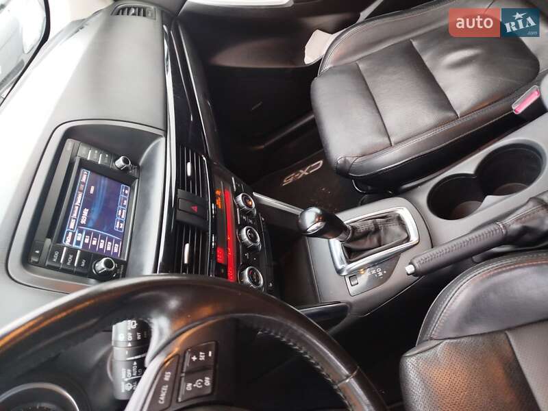 Внедорожник / Кроссовер Mazda CX-5 2015 в Ровно