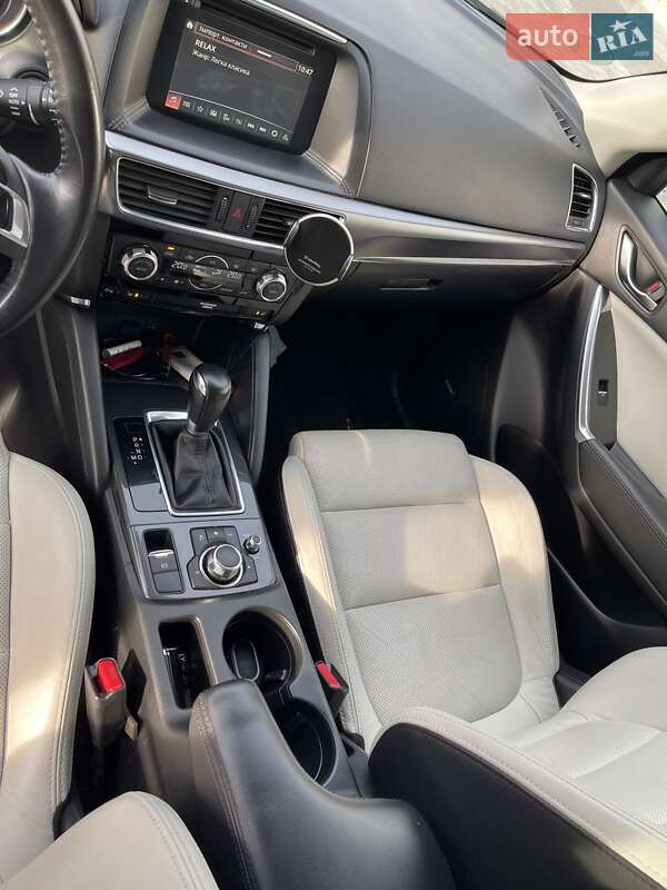 Внедорожник / Кроссовер Mazda CX-5 2015 в Луцке