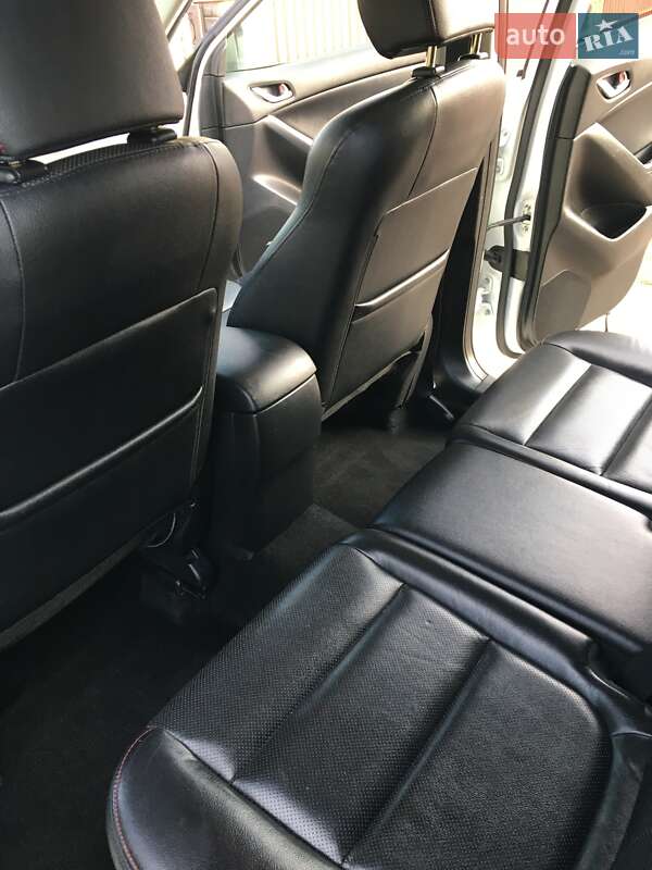 Внедорожник / Кроссовер Mazda CX-5 2012 в Тараще