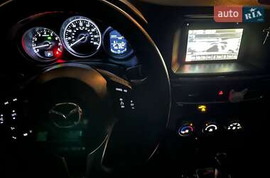 Позашляховик / Кросовер Mazda CX-5 2016 в 
