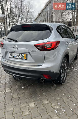 Позашляховик / Кросовер Mazda CX-5 2015 в Чернівцях