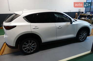 Внедорожник / Кроссовер Mazda CX-5 2020 в 