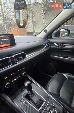 Внедорожник / Кроссовер Mazda CX-5 2018 в 