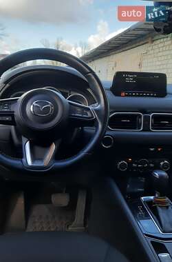Внедорожник / Кроссовер Mazda CX-5 2018 в 