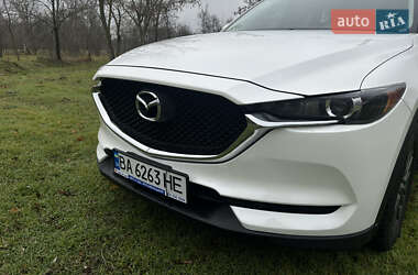 Позашляховик / Кросовер Mazda CX-5 2017 в Кропивницькому