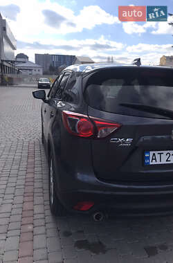 Позашляховик / Кросовер Mazda CX-5 2014 в 