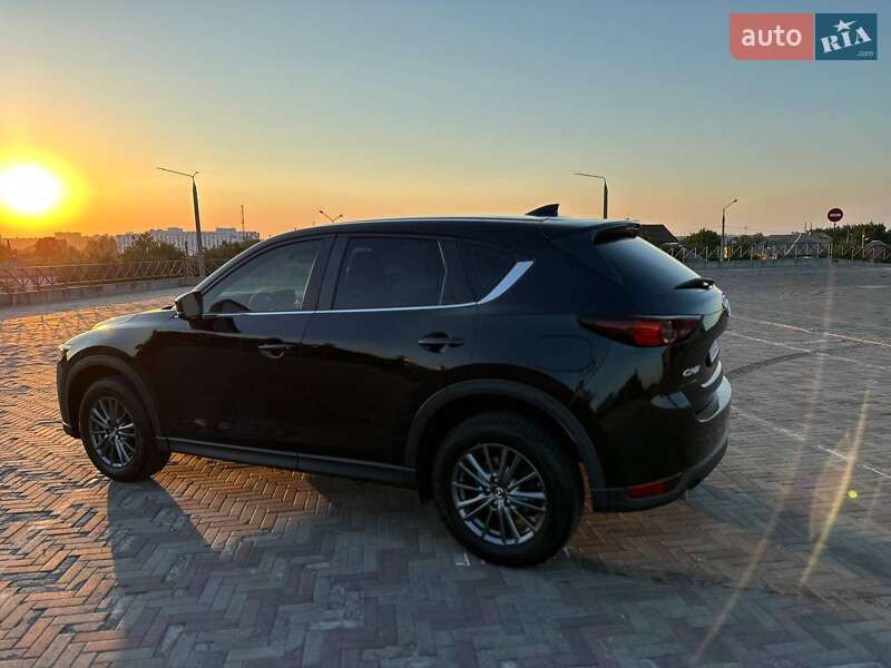 Внедорожник / Кроссовер Mazda CX-5 2017 в Харькове