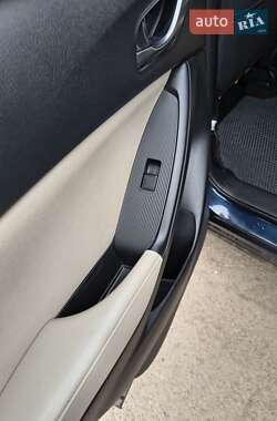 Внедорожник / Кроссовер Mazda CX-5 2014 в 