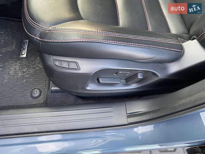 Внедорожник / Кроссовер Mazda CX-5 2021 в Киеве