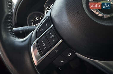 Внедорожник / Кроссовер Mazda CX-5 2015 в 