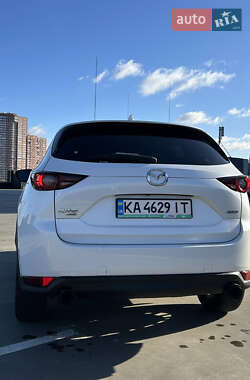 Внедорожник / Кроссовер Mazda CX-5 2017 в Киеве