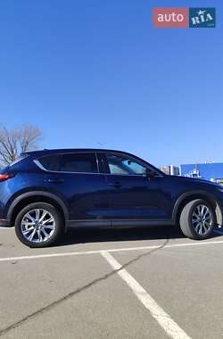 Внедорожник / Кроссовер Mazda CX-5 2019 в 