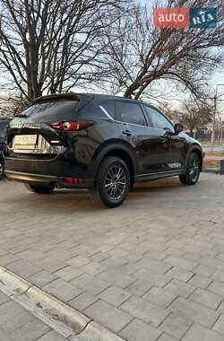 Позашляховик / Кросовер Mazda CX-5 2019 в 