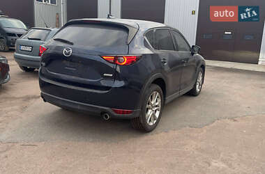 Внедорожник / Кроссовер Mazda CX-5 2018 в 