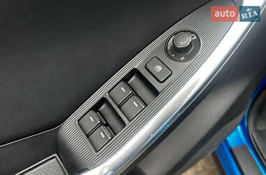 Внедорожник / Кроссовер Mazda CX-5 2012 в 
