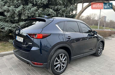 Позашляховик / Кросовер Mazda CX-5 2018 в 