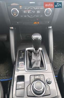 Позашляховик / Кросовер Mazda CX-5 2015 в 