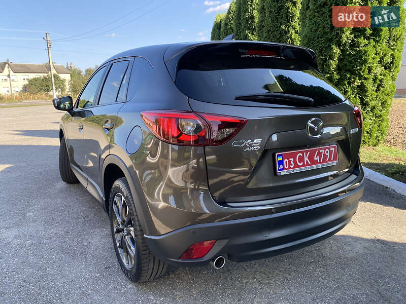 Внедорожник / Кроссовер Mazda CX-5 2016 в Дубно