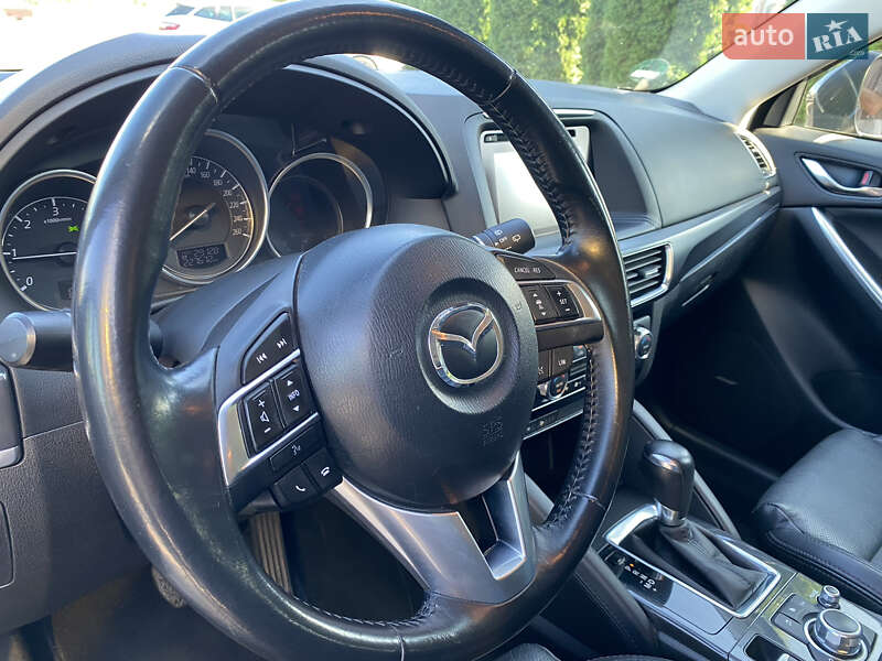 Внедорожник / Кроссовер Mazda CX-5 2016 в Дубно