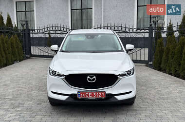 Позашляховик / Кросовер Mazda CX-5 2017 в 