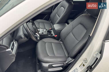 Позашляховик / Кросовер Mazda CX-5 2017 в 