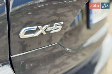 Внедорожник / Кроссовер Mazda CX-5 2018 в 