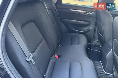 Позашляховик / Кросовер Mazda CX-5 2018 в 