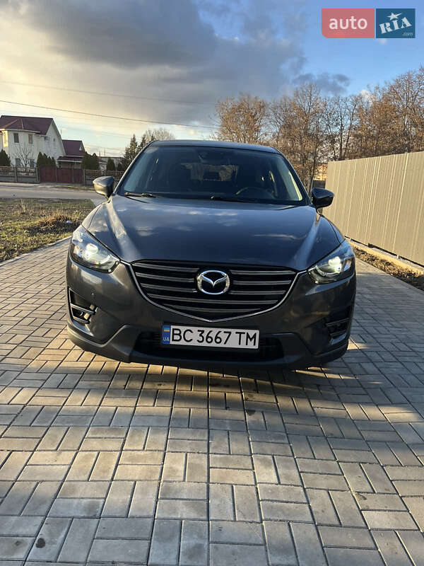 Внедорожник / Кроссовер Mazda CX-5 2016 в Хороле