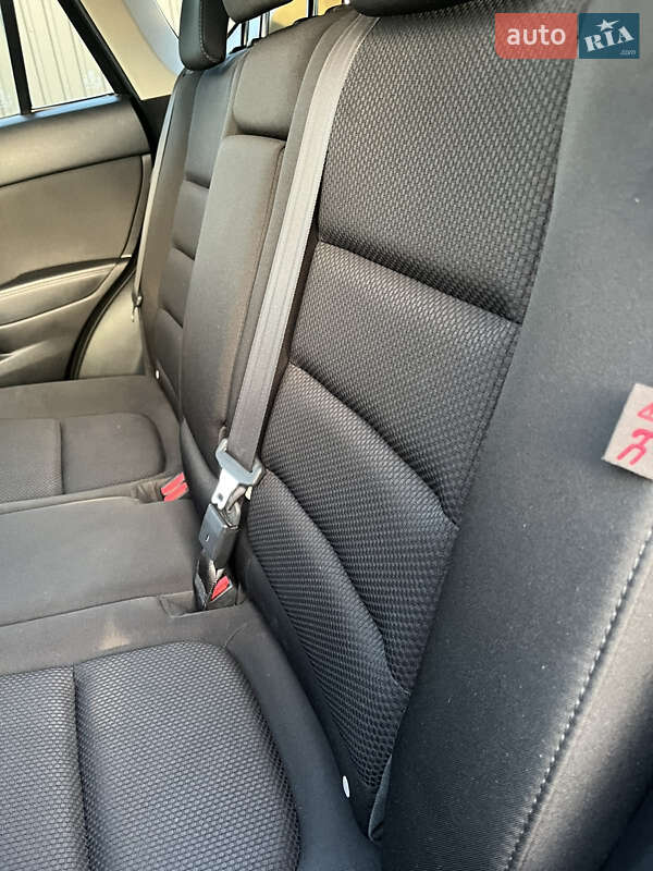 Внедорожник / Кроссовер Mazda CX-5 2016 в Хороле