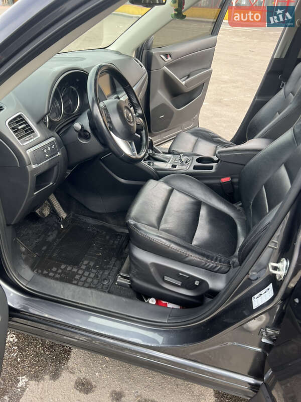 Внедорожник / Кроссовер Mazda CX-5 2017 в Киеве