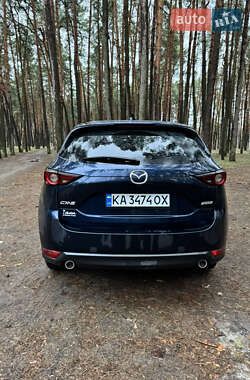 Внедорожник / Кроссовер Mazda CX-5 2017 в 