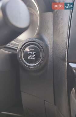 Позашляховик / Кросовер Mazda CX-5 2013 в 