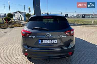 Позашляховик / Кросовер Mazda CX-5 2016 в 