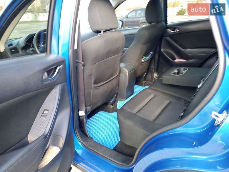 Внедорожник / Кроссовер Mazda CX-5 2013 в Вараше