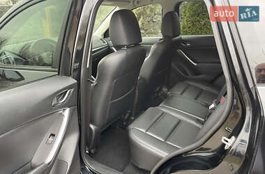 Позашляховик / Кросовер Mazda CX-5 2016 в 