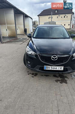 Позашляховик / Кросовер Mazda CX-5 2014 в 
