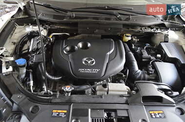 Внедорожник / Кроссовер Mazda CX-5 2015 в 