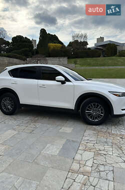 Внедорожник / Кроссовер Mazda CX-5 2017 в 