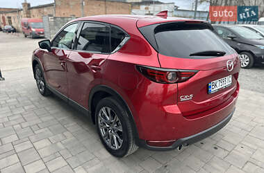 Позашляховик / Кросовер Mazda CX-5 2021 в 