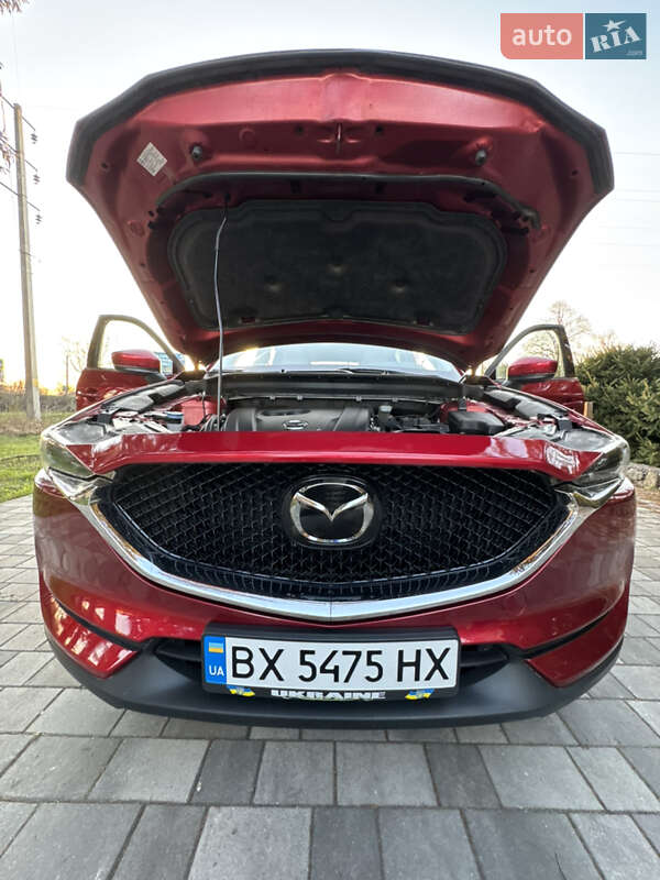 Внедорожник / Кроссовер Mazda CX-5 2019 в Староконстантинове