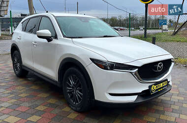 Позашляховик / Кросовер Mazda CX-5 2020 в 