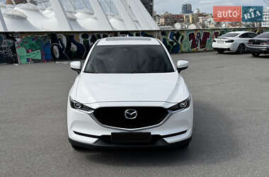 Позашляховик / Кросовер Mazda CX-5 2017 в 