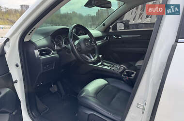 Позашляховик / Кросовер Mazda CX-5 2017 в 