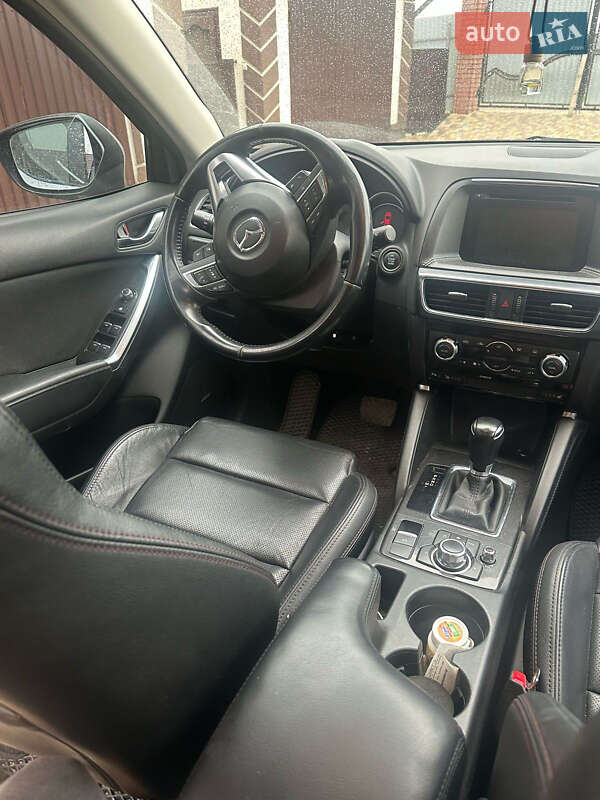 Внедорожник / Кроссовер Mazda CX-5 2015 в Кицмани
