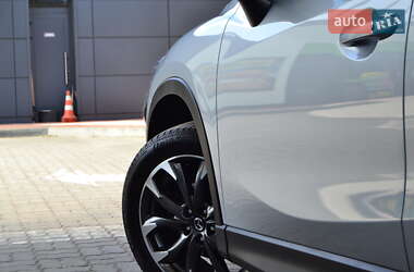Позашляховик / Кросовер Mazda CX-5 2016 в 