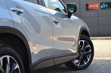 Позашляховик / Кросовер Mazda CX-5 2016 в 
