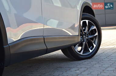 Позашляховик / Кросовер Mazda CX-5 2016 в 