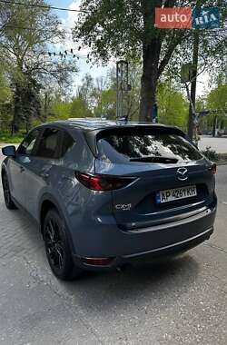 Позашляховик / Кросовер Mazda CX-5 2020 в 