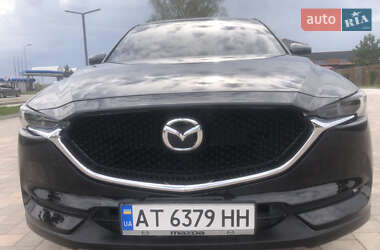 Позашляховик / Кросовер Mazda CX-5 2018 в 